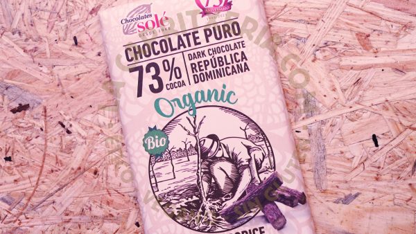 Tableta de chocolate orgánico de Chocolates Solé vegano y sin gluten sabor regaliz